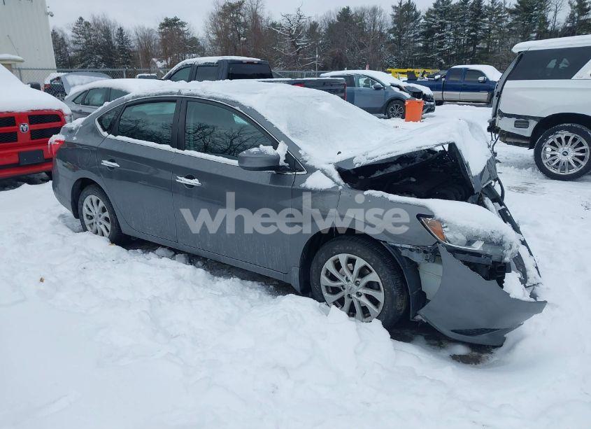 2019 Nissan Sentra SV (VIN 3N1AB7AP3KY332481) main photo