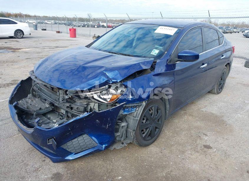 Photo 2 of 2019 Nissan Sentra S (VIN 3N1AB7AP3KY346025)