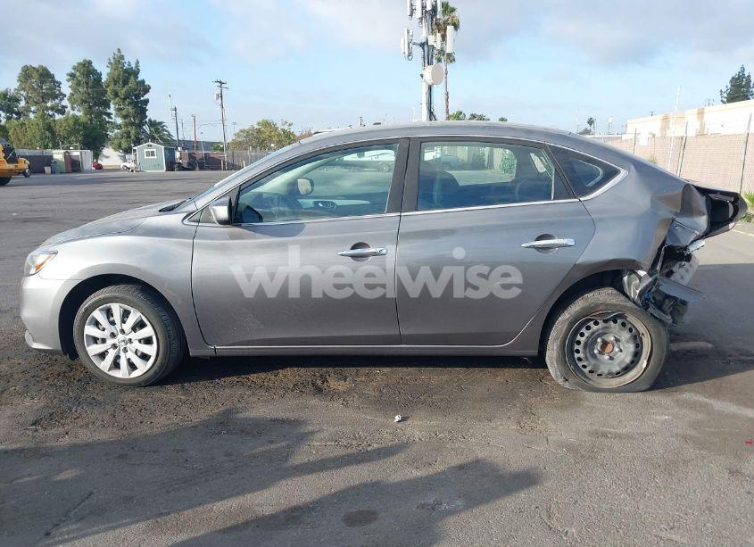 Photo 14 of 2019 Nissan Sentra S (VIN 3N1AB7AP3KY370888)