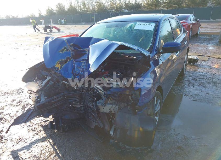 Photo 2 of 2019 Nissan Sentra SV (VIN 3N1AB7AP3KY377064)