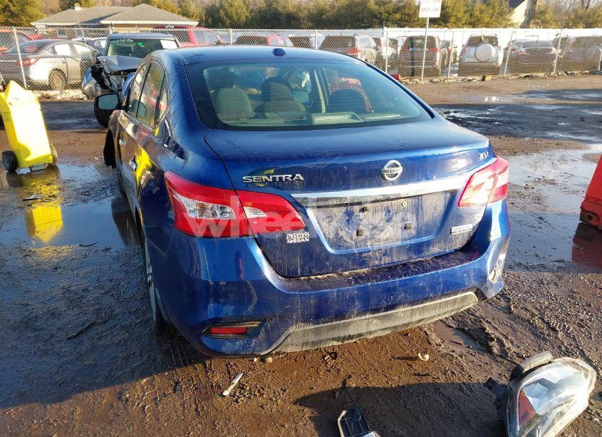 Photo 3 of 2019 Nissan Sentra SV (VIN 3N1AB7AP3KY377064)