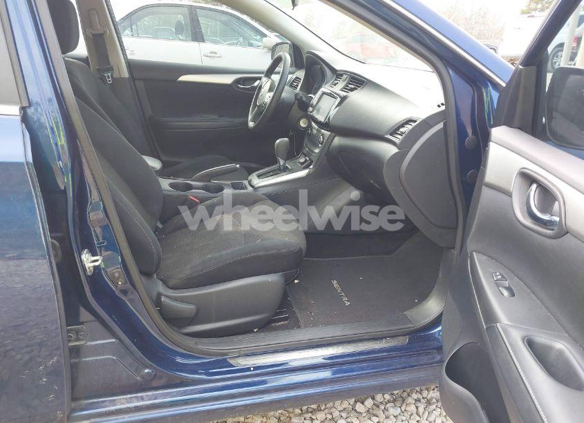 Photo 5 of 2019 Nissan Sentra S (VIN 3N1AB7AP3KY386136)