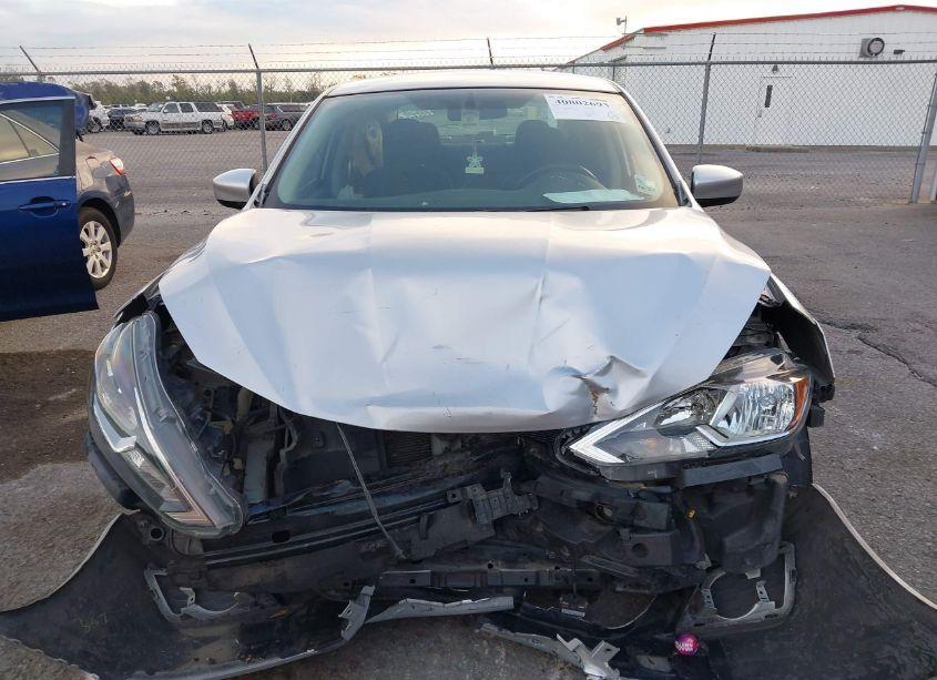 Photo 12 of 2019 Nissan Sentra SV (VIN 3N1AB7AP3KY401783)