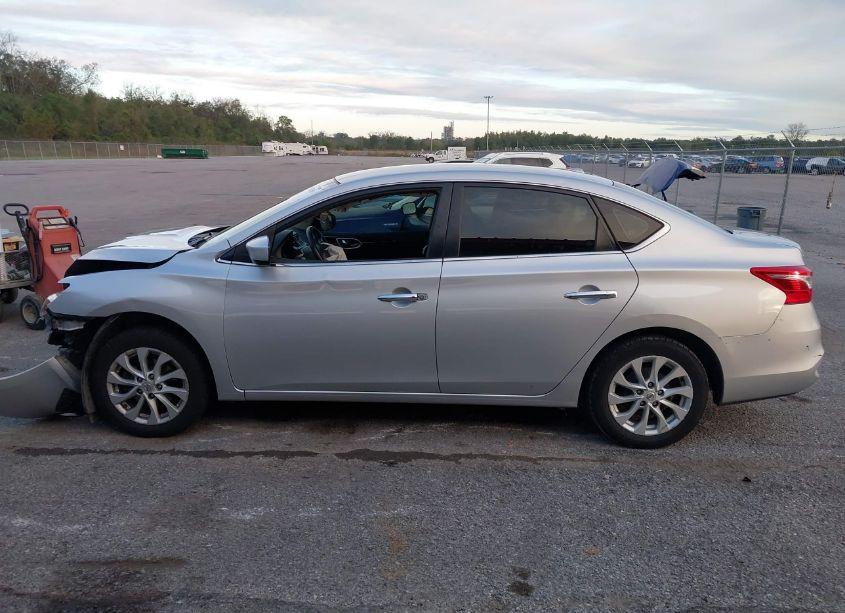 Photo 14 of 2019 Nissan Sentra SV (VIN 3N1AB7AP3KY401783)