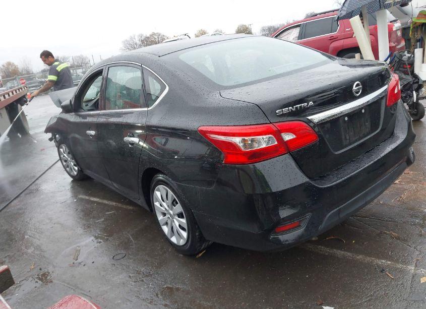 Photo 3 of 2019 Nissan Sentra S (VIN 3N1AB7AP3KY401962)