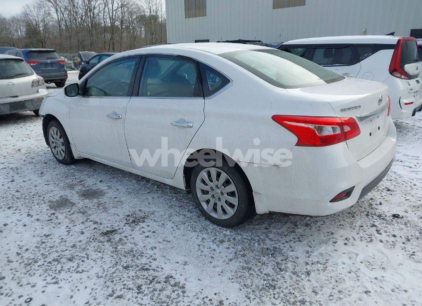 Photo 3 of 2019 Nissan Sentra S (VIN 3N1AB7AP3KY409172)