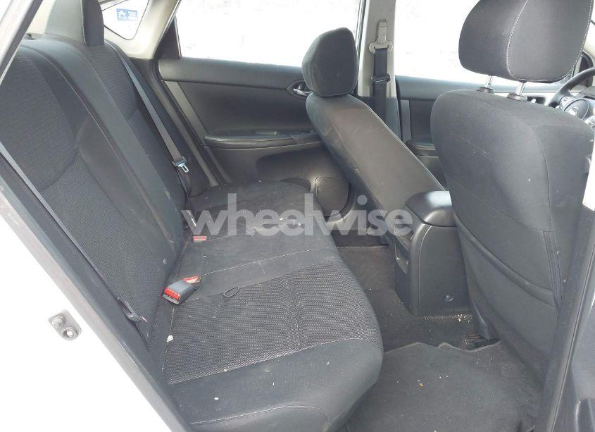 Photo 8 of 2019 Nissan Sentra S (VIN 3N1AB7AP3KY409172)