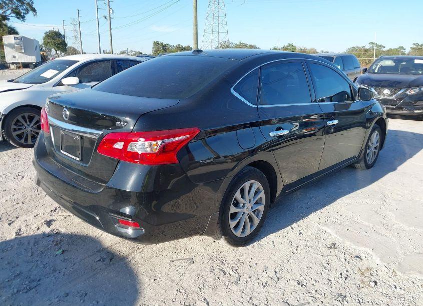 Photo 4 of 2019 Nissan Sentra SV (VIN 3N1AB7AP3KY417000)