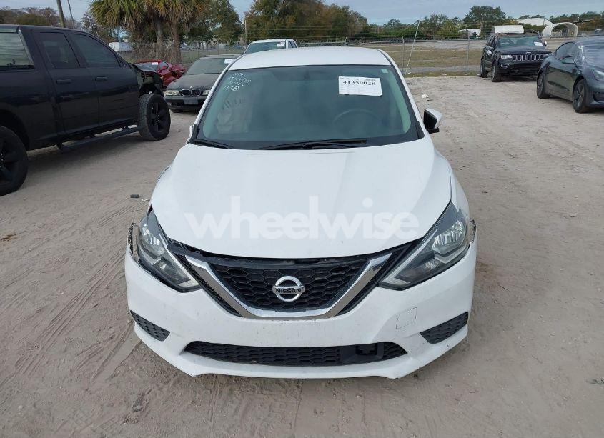 Photo 12 of 2019 Nissan Sentra SV (VIN 3N1AB7AP3KY422410)