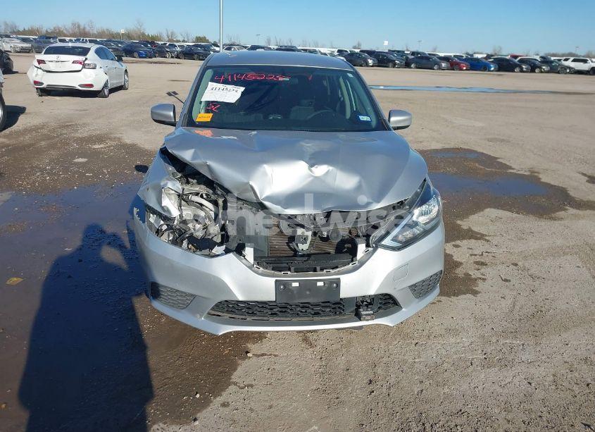 Photo 12 of 2019 Nissan Sentra SV (VIN 3N1AB7AP3KY424268)