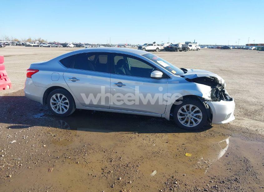 Photo 13 of 2019 Nissan Sentra SV (VIN 3N1AB7AP3KY424268)