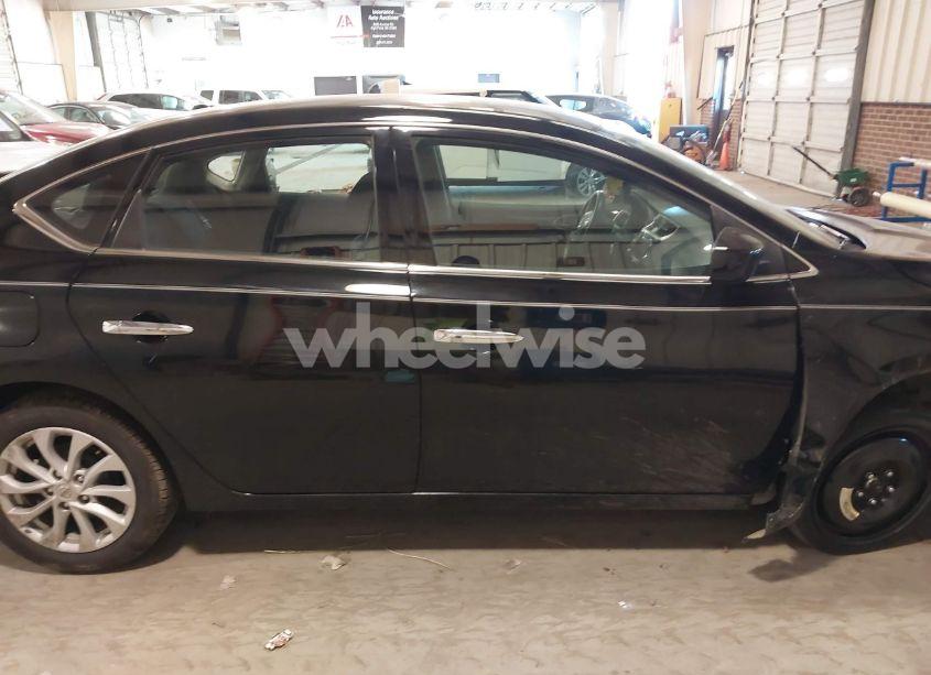 Photo 13 of 2019 Nissan Sentra SV (VIN 3N1AB7AP3KY450661)