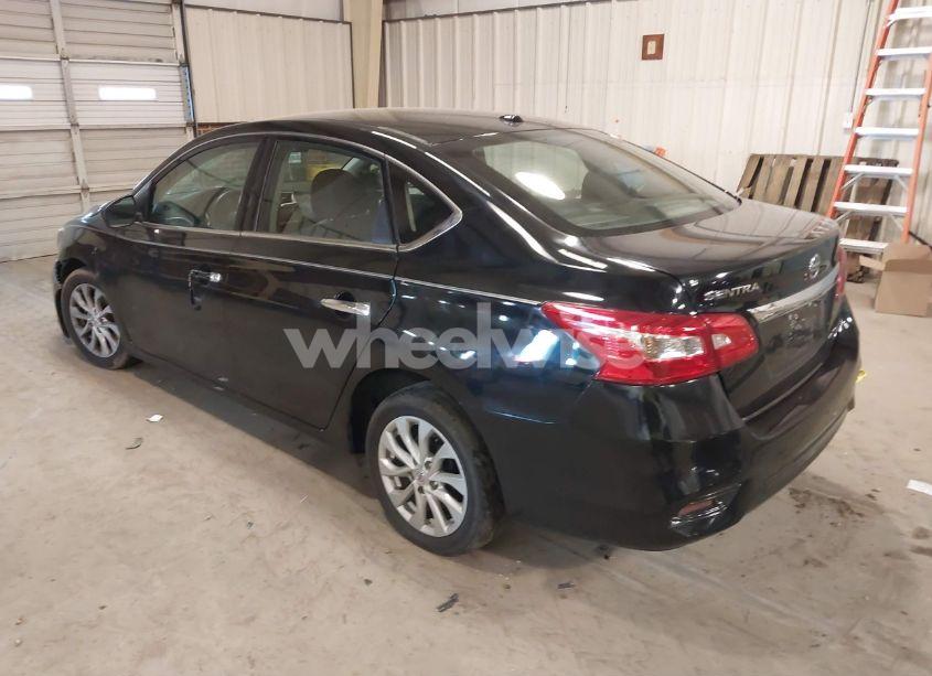 Photo 3 of 2019 Nissan Sentra SV (VIN 3N1AB7AP3KY450661)