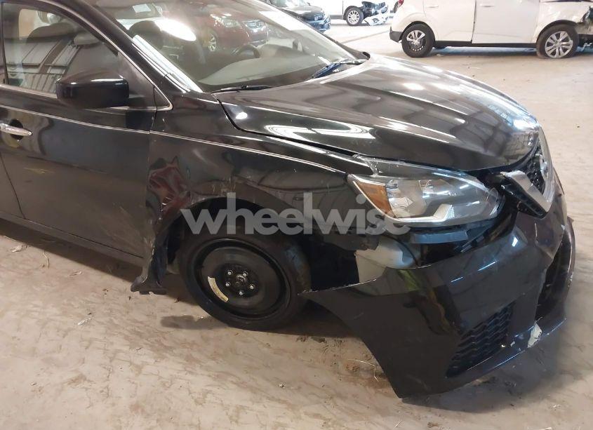 Photo 6 of 2019 Nissan Sentra SV (VIN 3N1AB7AP3KY450661)