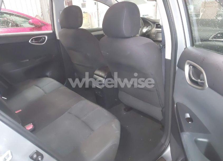 Photo 8 of 2013 Nissan Sentra SR (VIN 3N1AB7AP4DL615133)