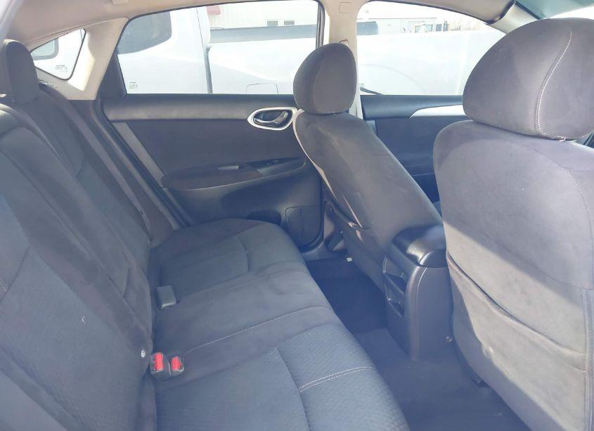 Photo 8 of 2013 Nissan Sentra SR (VIN 3N1AB7AP4DL696604)