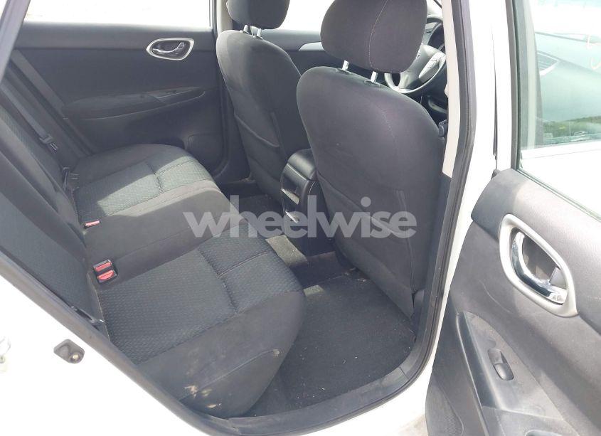 Photo 8 of 2013 Nissan Sentra SR (VIN 3N1AB7AP4DL779336)