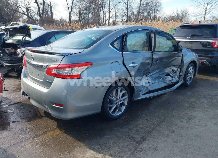 Photo 4 of 2014 Nissan Sentra SR (VIN 3N1AB7AP4EL642303)