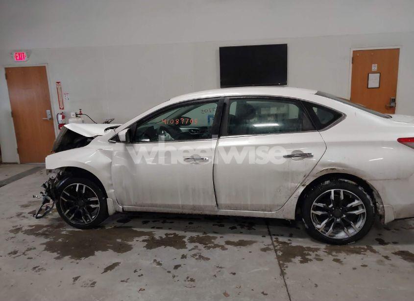 Photo 14 of 2014 Nissan Sentra FE+ S/FE+ SV/S/SL/SR/SV (VIN 3N1AB7AP4EL652913)