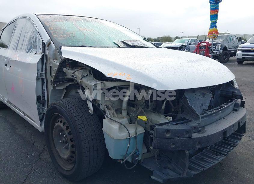 Photo 6 of 2014 Nissan Sentra FE+ S (VIN 3N1AB7AP4EL661983)