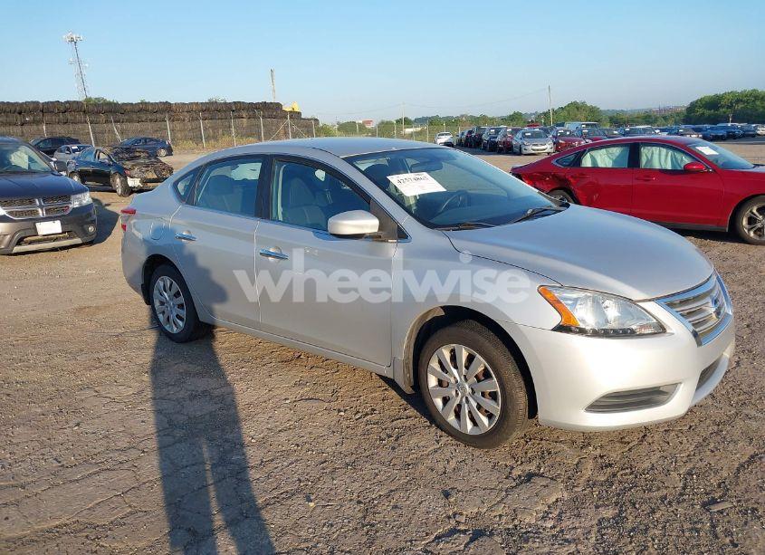 2014 Nissan Sentra S (VIN 3N1AB7AP4EL677973) main photo