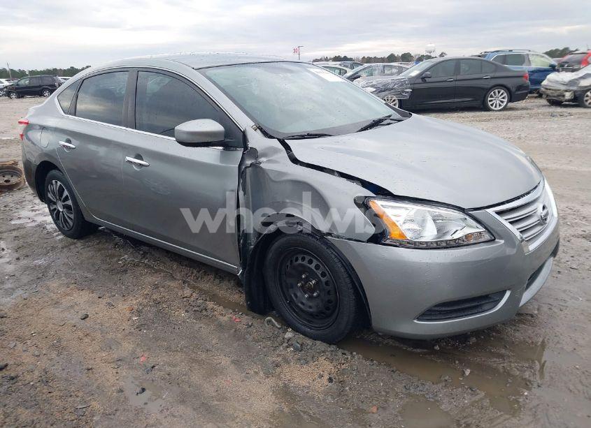 2014 Nissan Sentra S (VIN 3N1AB7AP4EY261571) main photo