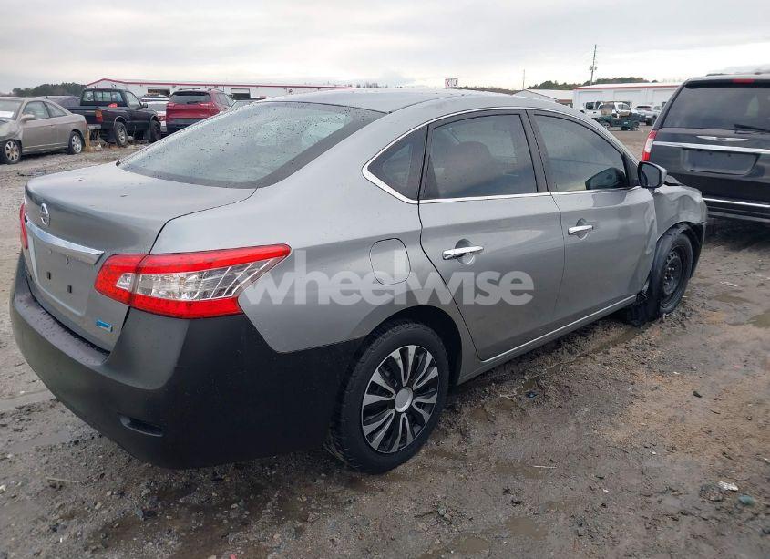 Photo 4 of 2014 Nissan Sentra S (VIN 3N1AB7AP4EY261571)