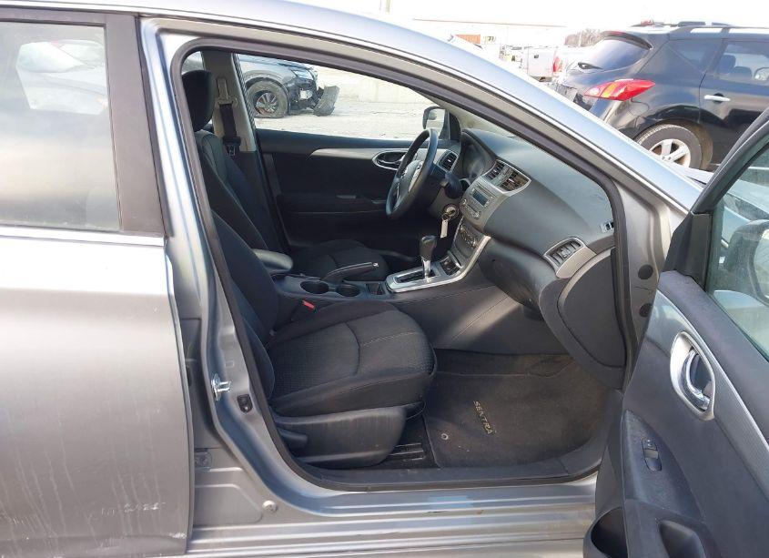 Photo 5 of 2014 Nissan Sentra SR (VIN 3N1AB7AP4EY279455)