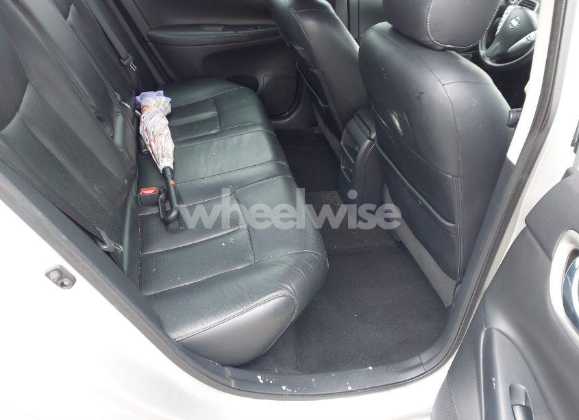 Photo 8 of 2014 Nissan Sentra SL (VIN 3N1AB7AP4EY310204)