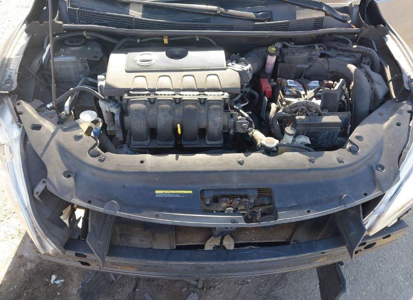 Photo 10 of 2015 Nissan Sentra SV (VIN 3N1AB7AP4FY232816)