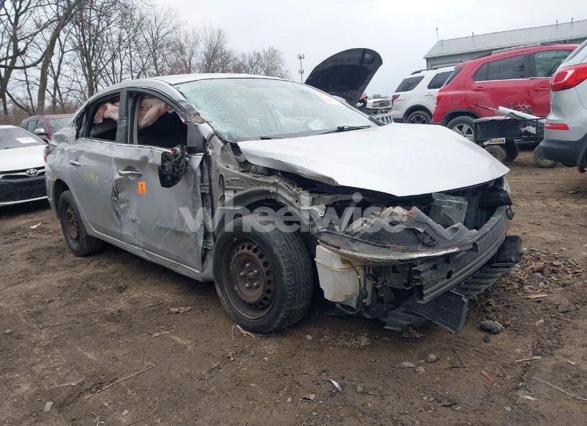 2015 Nissan Sentra FE+ S/S/SL/SR/SV (VIN 3N1AB7AP4FY281627) main photo