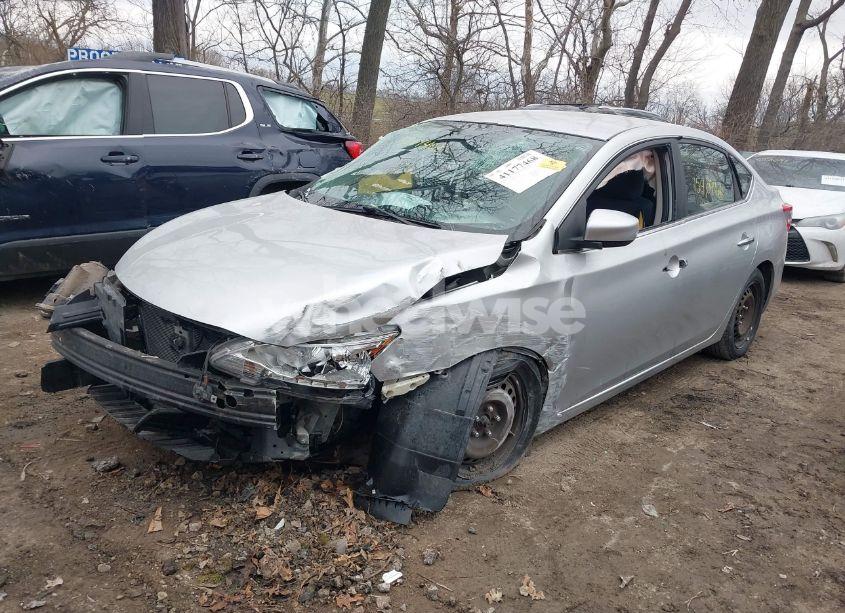 Photo 2 of 2015 Nissan Sentra FE+ S/S/SL/SR/SV (VIN 3N1AB7AP4FY281627)
