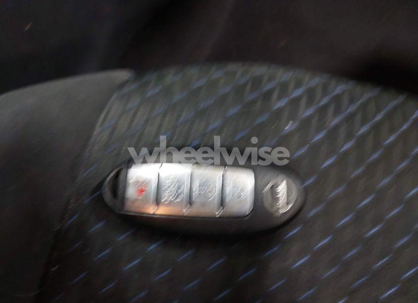 Photo 11 of 2015 Nissan Sentra SR (VIN 3N1AB7AP4FY287881)