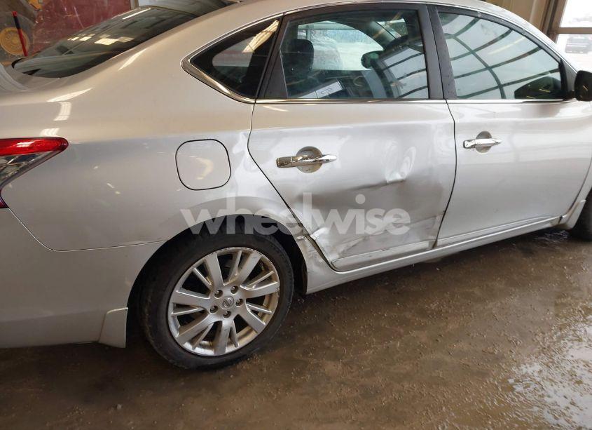Photo 6 of 2015 Nissan Sentra SL (VIN 3N1AB7AP4FY289856)