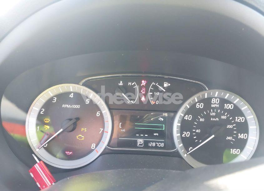 Photo 7 of 2015 Nissan Sentra SR (VIN 3N1AB7AP4FY301598)