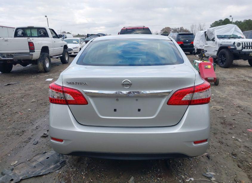 Photo 16 of 2015 Nissan Sentra S (VIN 3N1AB7AP4FY309880)