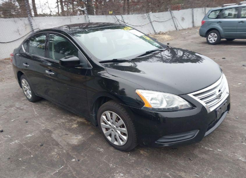 2015 Nissan Sentra S (VIN 3N1AB7AP4FY315467) main photo