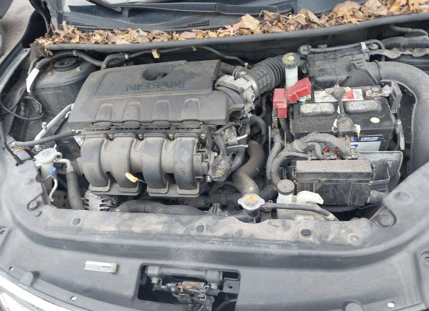 Photo 10 of 2015 Nissan Sentra S (VIN 3N1AB7AP4FY315467)