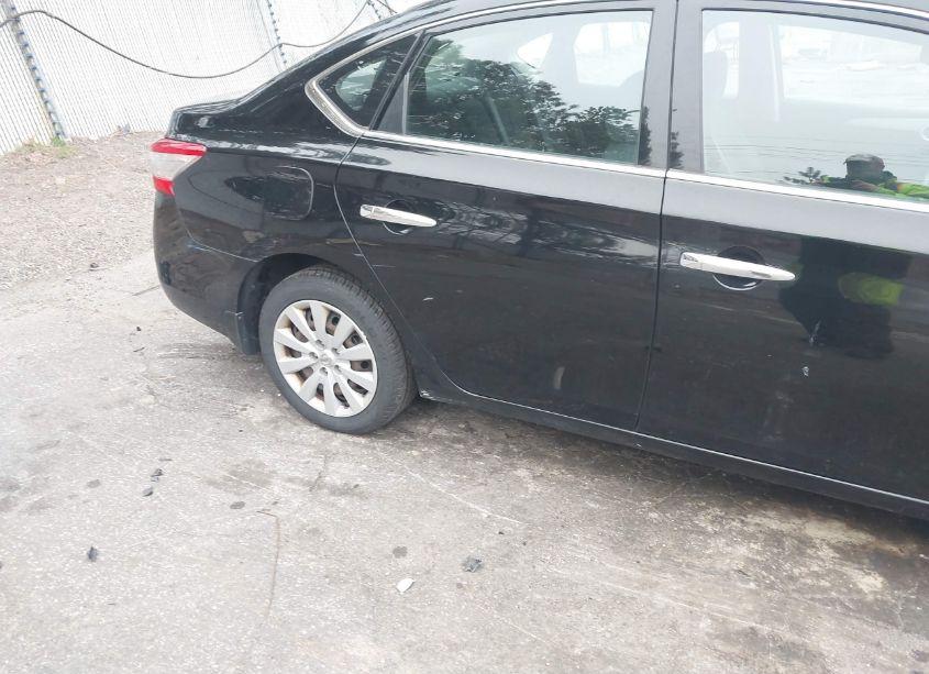 Photo 6 of 2015 Nissan Sentra S (VIN 3N1AB7AP4FY315467)