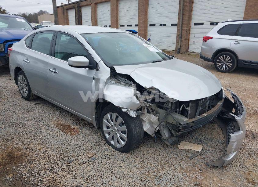 2015 Nissan Sentra S (VIN 3N1AB7AP4FY327280) main photo