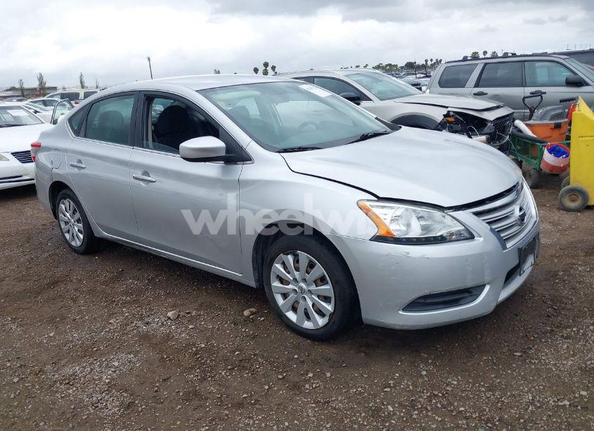 2015 Nissan Sentra S (VIN 3N1AB7AP4FY347173) main photo