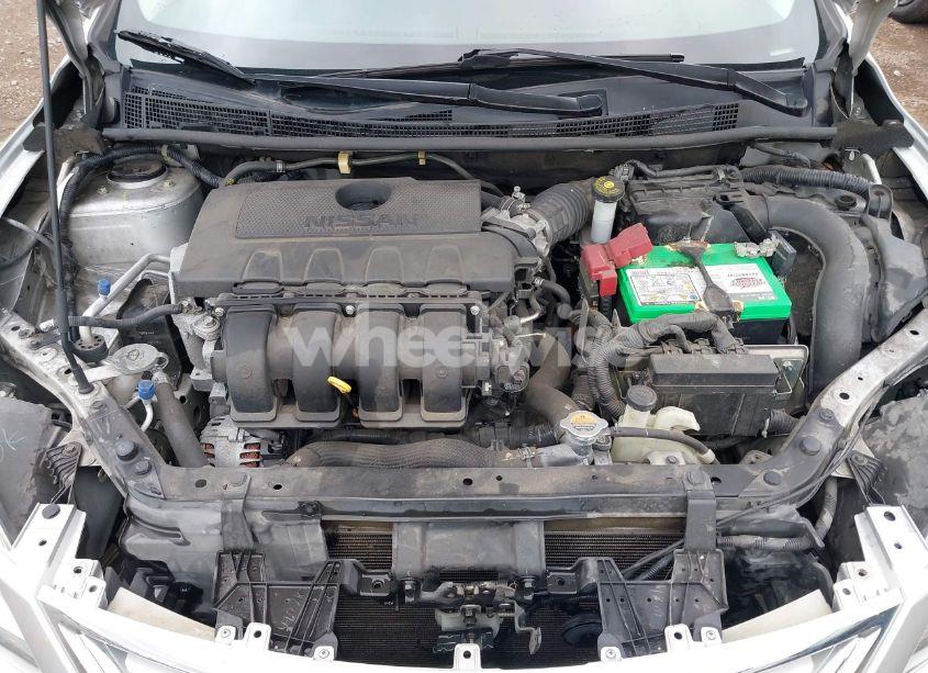 Photo 10 of 2015 Nissan Sentra S (VIN 3N1AB7AP4FY347173)