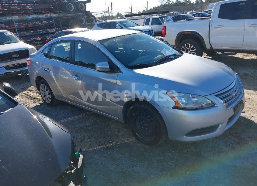 2015 Nissan Sentra S (VIN 3N1AB7AP4FY355287) main photo
