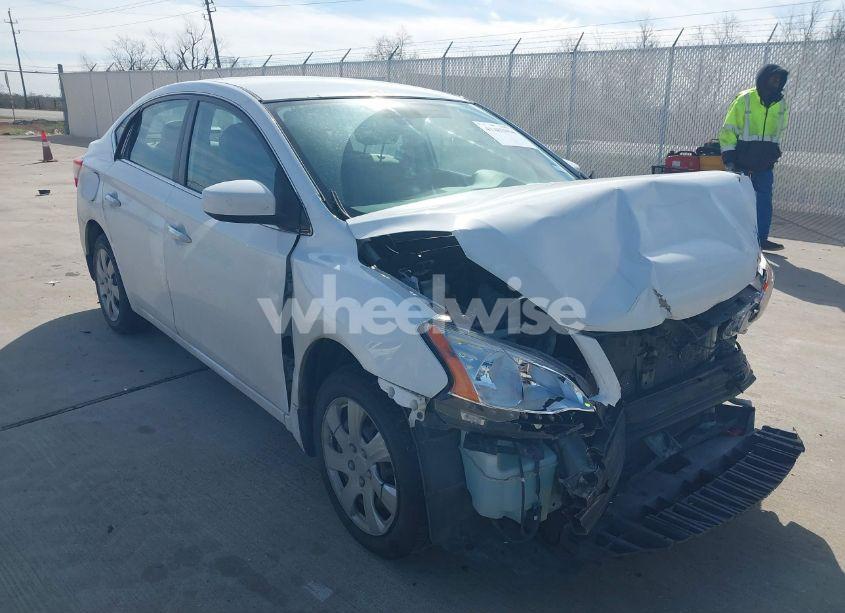 2015 Nissan Sentra S (VIN 3N1AB7AP4FY356312) main photo