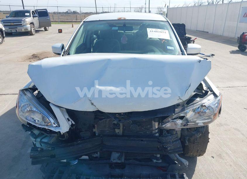 Photo 12 of 2015 Nissan Sentra S (VIN 3N1AB7AP4FY356312)