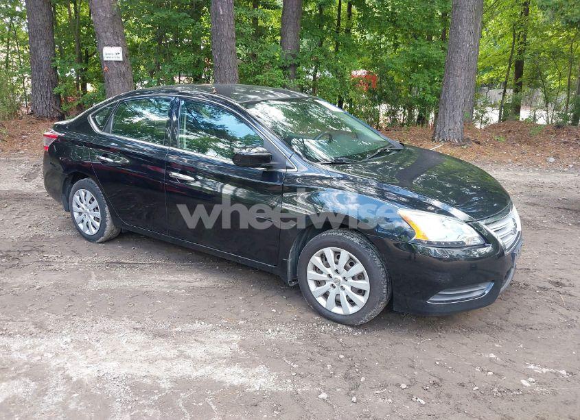 2015 Nissan Sentra S (VIN 3N1AB7AP4FY360960) main photo