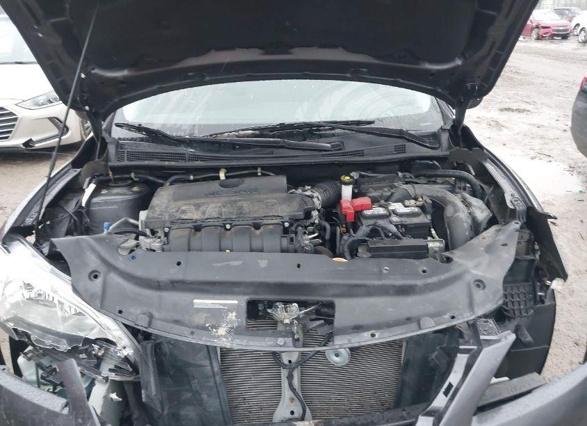 Photo 10 of 2015 Nissan Sentra SV (VIN 3N1AB7AP4FY374745)