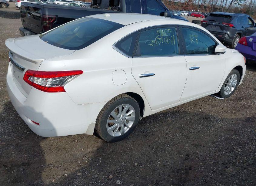 Photo 4 of 2015 Nissan Sentra SV (VIN 3N1AB7AP4FY380738)