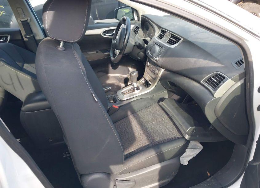 Photo 5 of 2015 Nissan Sentra SV (VIN 3N1AB7AP4FY380738)