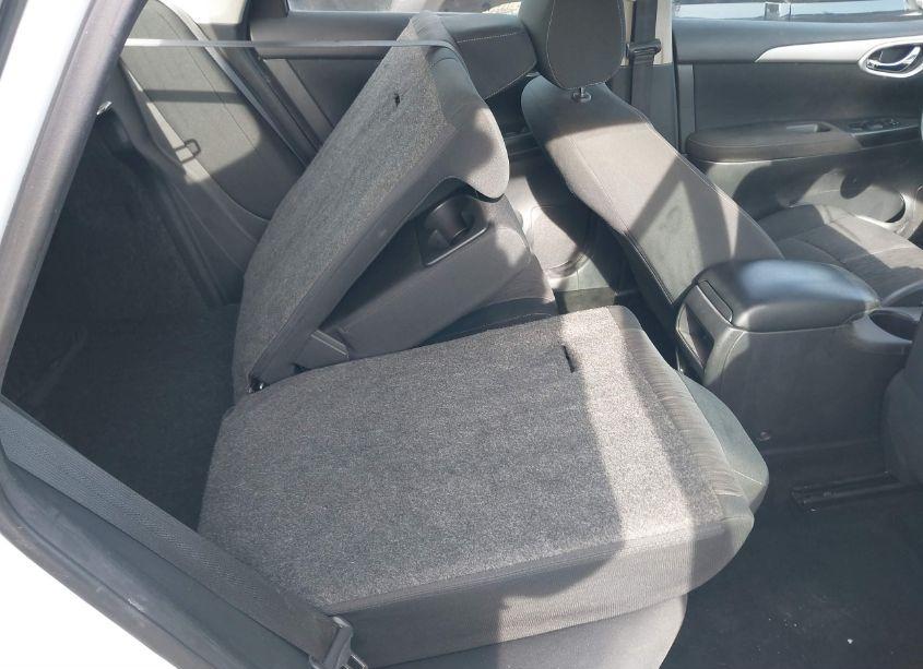 Photo 8 of 2015 Nissan Sentra SV (VIN 3N1AB7AP4FY380738)